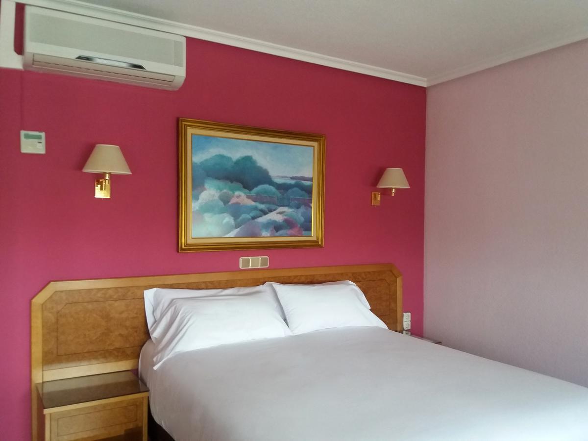 Hotel Don Carmelo Ávila Dış mekan fotoğraf